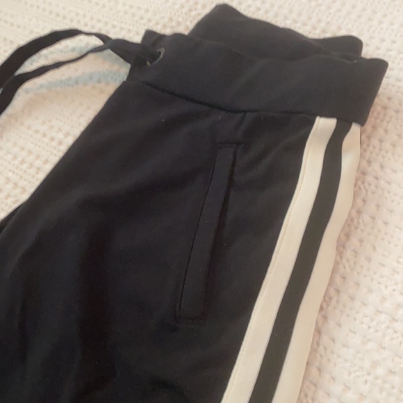 Athleta jogger track pant - Picture 2 of 7
